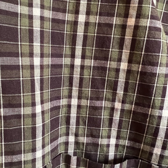 St. John’s Bay Men’s Brown Plaid Long Sleeve Button Down Shirt - Picture 4 of 11